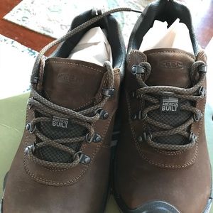 Men’s Keen Size 13